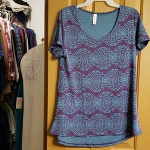 M Lularoe Classic T